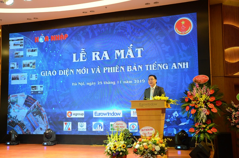 Mr. Nguyen Ngoc Quyet - Editor-in-chief of the magazine at the ceremony